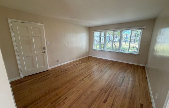 1 bed, 1 bath, 675 sqft, $2,350, Unit VV-322