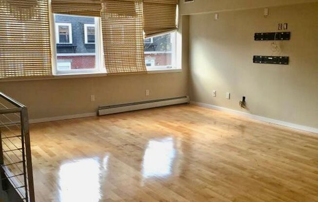 35 E CONCORD ST