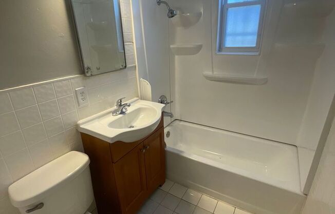 2 beds, 1 bath, $1,395, Unit 1436