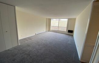 2 beds, 1 bath, $2,375, Unit 1616 - 2C