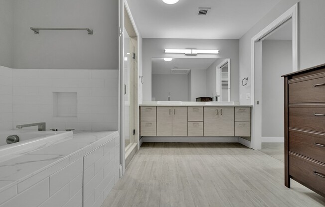 2 beds, 2.5 baths, 1,643 sqft, $4,905, Unit 305