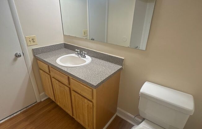 3 beds, 2 baths, 1,300 sqft, $2,300, Unit 3412 #203