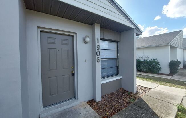 2 Bedroom / 2 Bathroom Duplex