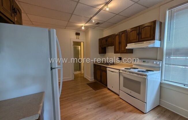 2 beds, 1 bath, 600 sqft, $1,300, Unit 51 Stewart