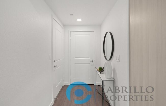 2 beds, 2 baths, 914 sqft, $3,500, Unit 213