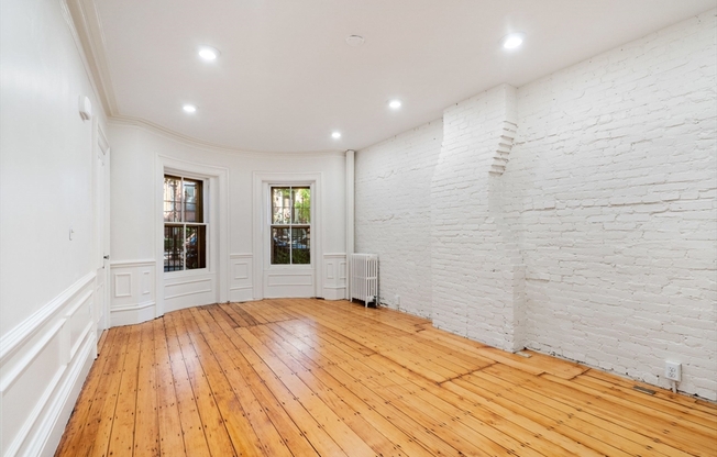 24 BRADDOCK PARK