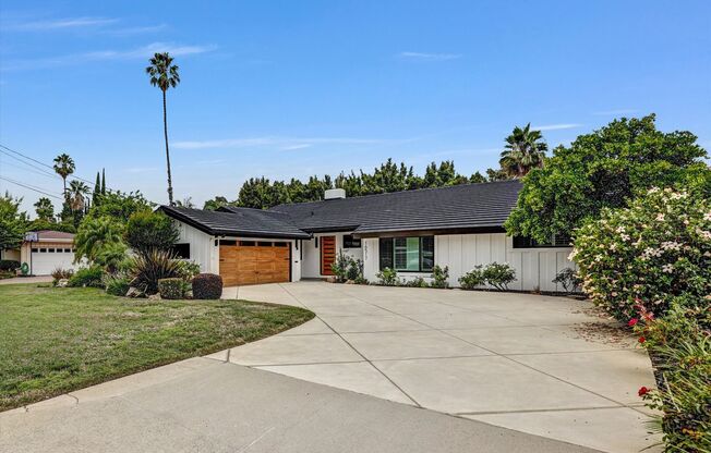 BEAUTIFULLY REMODELED, 5BD/4BA ENTERTAINER'S HOME W/ SPRAWLING OUTDOOR SPACE W/ POOL IN DESIRABLE NEIGHBORHOOD MINS TO EVERYTHING!