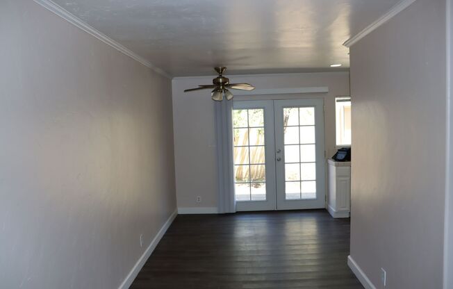 End unit 3 bedroom Townhouse Near Andrew Hill High School