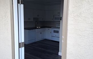 2 beds, 1 bath, 800 sqft, $1,700, Unit 45