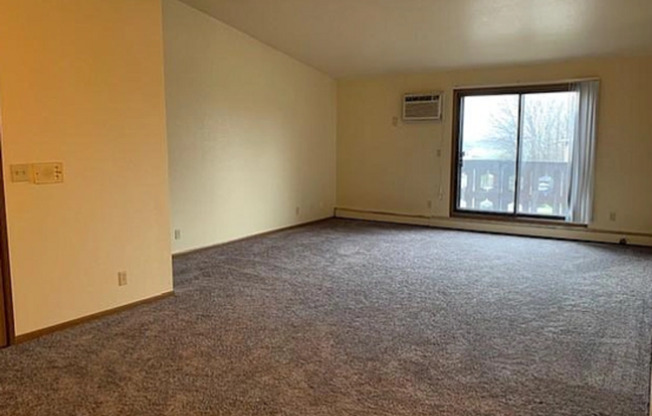 2 beds, 2 baths, 1,000 sqft, $1,275, Unit 9914101
