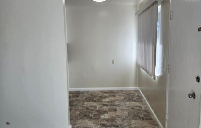 2 beds, 1 bath, 650 sqft, $2,950, Unit 9