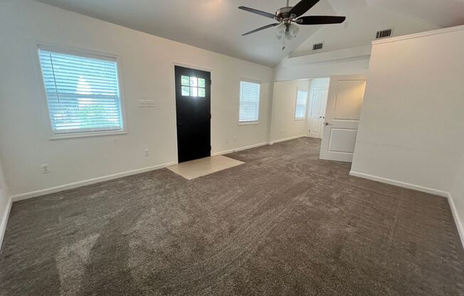 Cozy 2 BR/1 BA Cottage Home in Gambrills!
