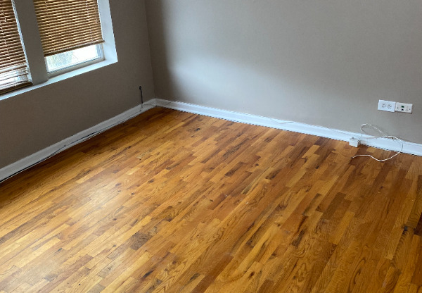 1307 East 71st Place