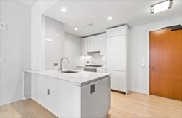 1 bed, 1 bath, 622 sqft, $5,950, Unit 532