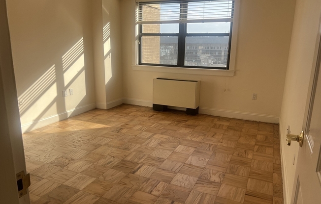 2 beds, 2 baths, 1,315 sqft, $4,250, Unit 14N