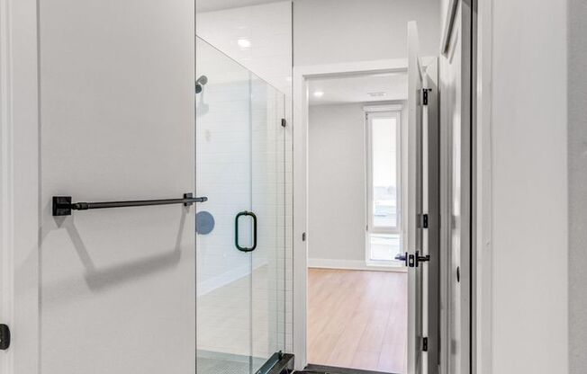 1 bed, 1 bath, 730 sqft, $1,600, Unit 309