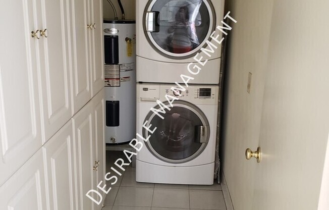 6 RIDGEWOOD PKWY