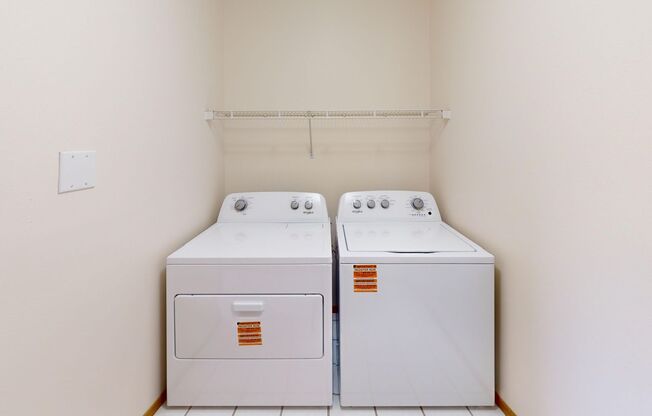 2 beds, 1 bath, 1,088 sqft, $1,195, Unit 2801-171