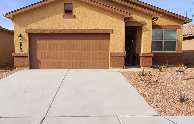 3 bed 2 bath 1461 sq ft.