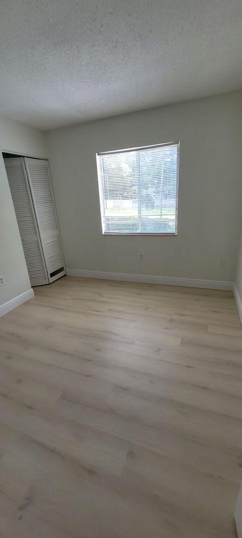 *** Beautiful 3 Bedroom 1.5 Bathroom Town Home in Heatherton Village ***