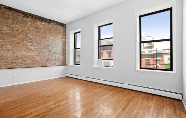 46 W 126 ST