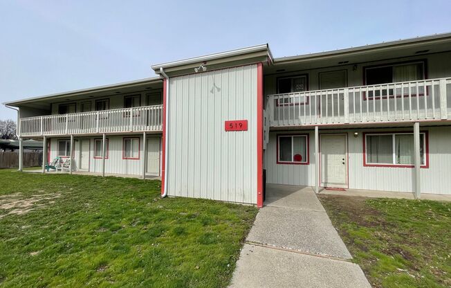 1 bed, 1 bath, 705 sqft, $1,295, Unit 519-5