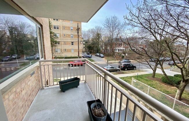 1 bed, 1 bath, $2,030