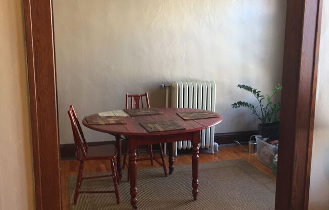 1 bed, 1 bath, 525 sqft, $1,095, Unit 04