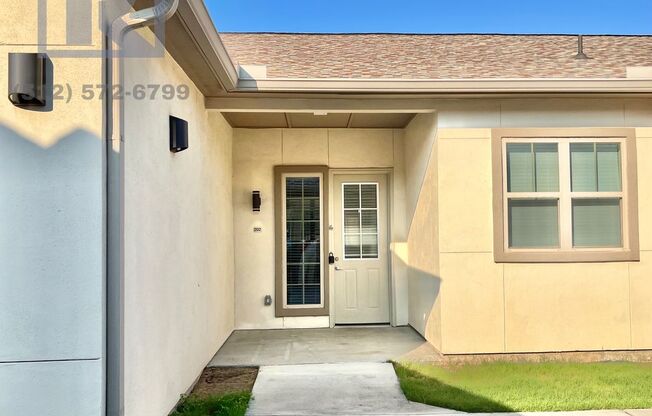 Comfortable 2-bedroom, 2-bathroom Condo with Carport