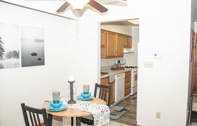 1 bed, 1 bath, 775 sqft, $1,125, Unit 1593H