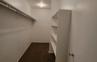 203 SPRUCEWOOD