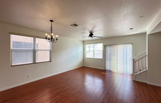 MESA MTNS EDGE POD 212& VALLA