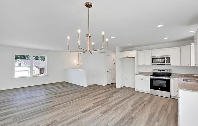 Brand New 3 Bed 3 Bath Single Family Home in SpringGrove