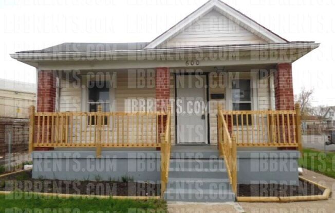 3 beds, 1 bath, $1,195