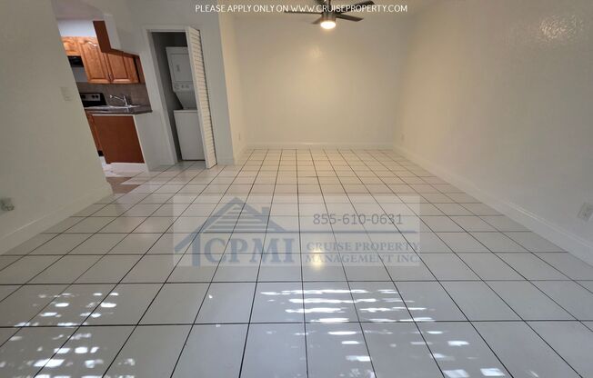 2 beds, 1 bath, 827 sqft, $1,825, Unit 677