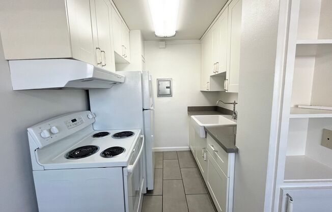 1 bed, 1 bath, $1,495, Unit 14