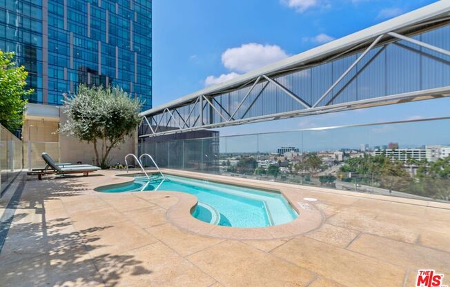1 bed, 1 bath, 852 sqft, $3,500, Unit 4208
