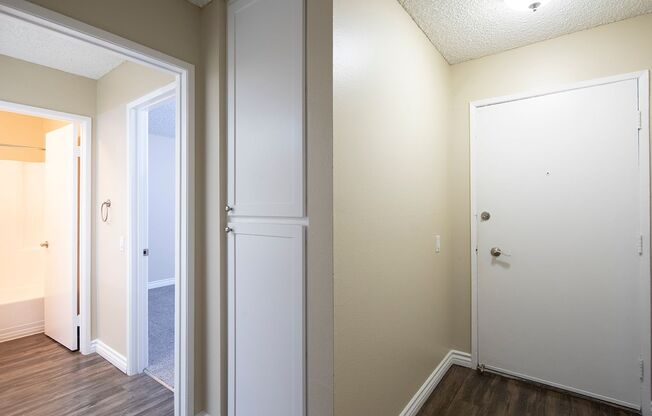 1 bed, 1 bath, 844 sqft, $2,595, Unit 207
