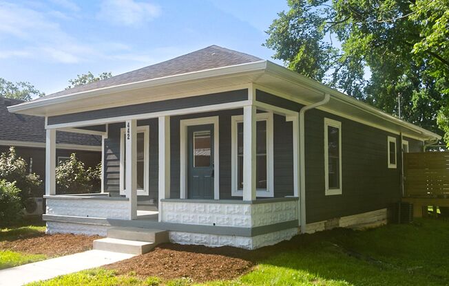 2 Bedroom 1 Bath House in Clarksville