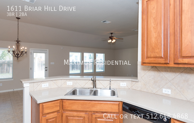 1611 BRIAR HL DR