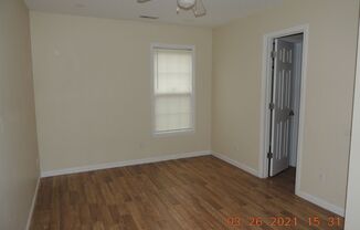 2 beds, 2 baths, $1,000, Unit # 3