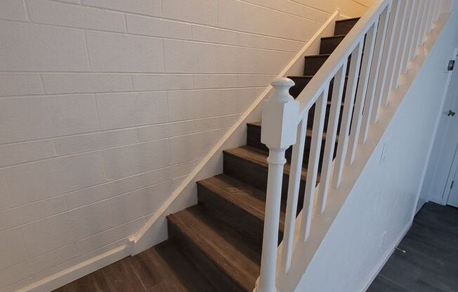 4 beds, 1.5 baths, 1,400 sqft, $2,206, Unit E01