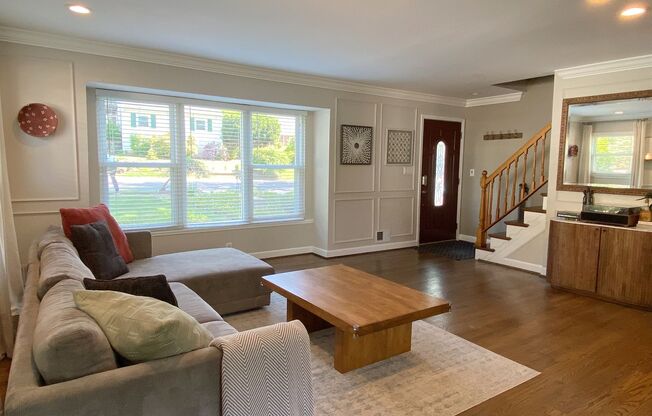 Charming 4Bed/2Bath in Pikesville Neighborhood