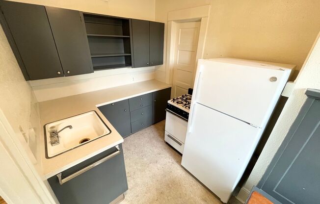 N0393 - Kent Apartments