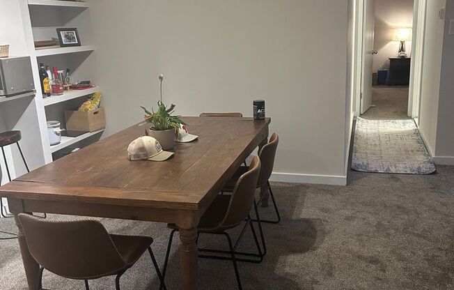 Welcome to Urban Elegance in the Heart of Historic Old City, Philadelphia.