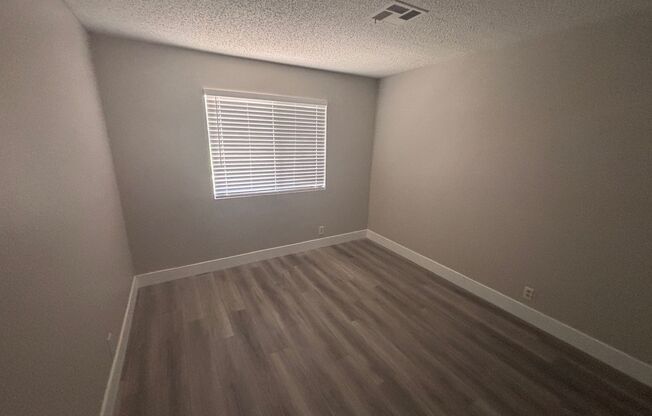 2 beds, 1.5 baths, $1,600, Unit # 1046