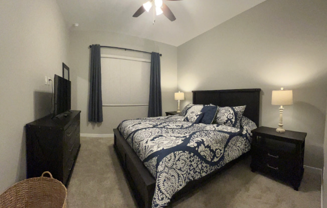9506 S 41 DR