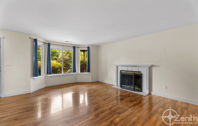 3 beds, 2 baths, 1,416 sqft, $2,495