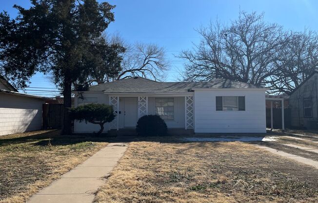 1/2 off First Full Months Rent! 3/2 near Tech and Hospital District!