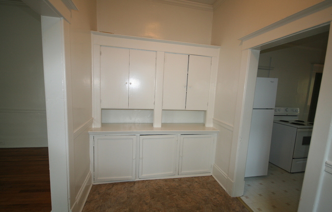 Beautiful 4BR/3BA House Near Duke and Downtown - All Appliances / Fenced Yard